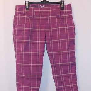 BNWOT (0) Oakley Plaid Capri pants (Berry w/White Plaid) Super FAB!!